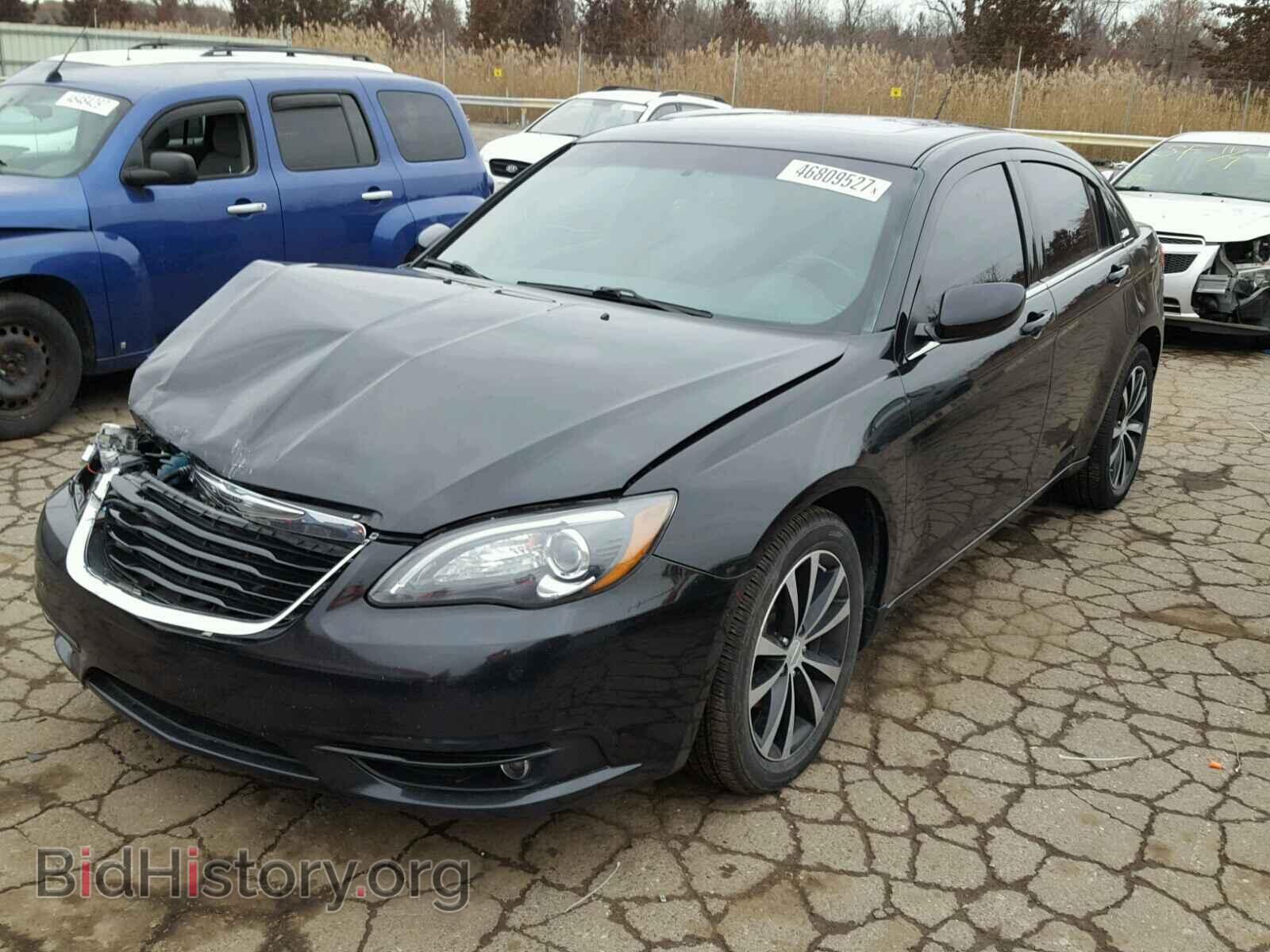2012 CHRYSLER 200 - VIN: 1C3CCBHG2CN263443 - Фото 2