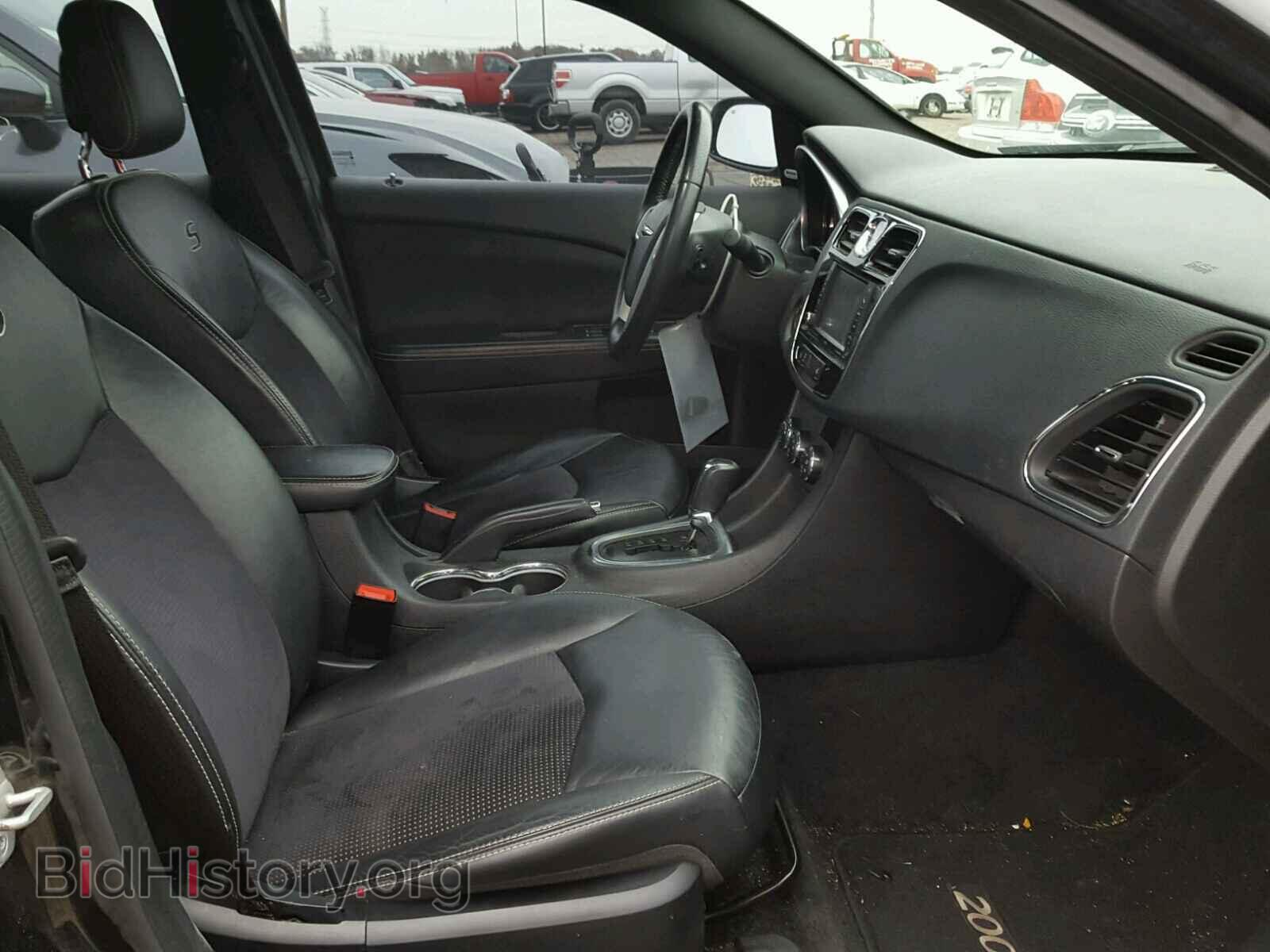2012 CHRYSLER 200 - VIN: 1C3CCBHG2CN263443 - Фото 5
