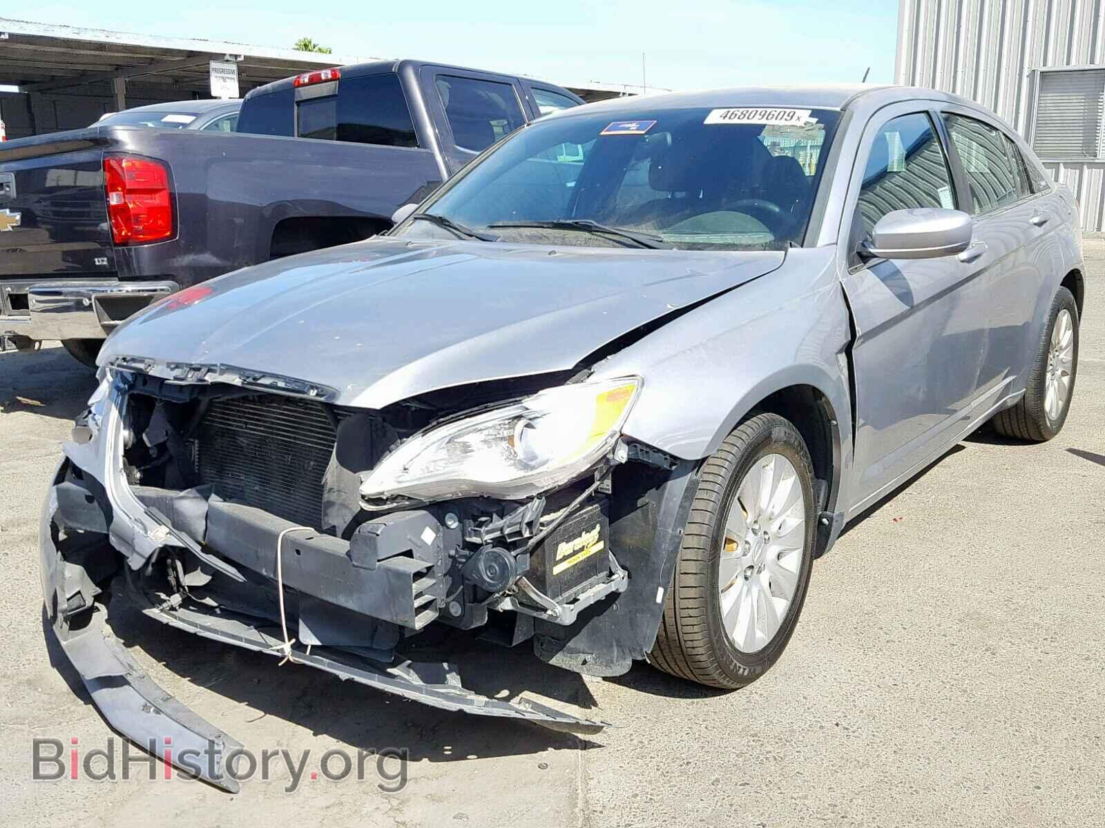 2013 CHRYSLER 200 - VIN: 1C3CCBAB6DN648312 - Photo 2