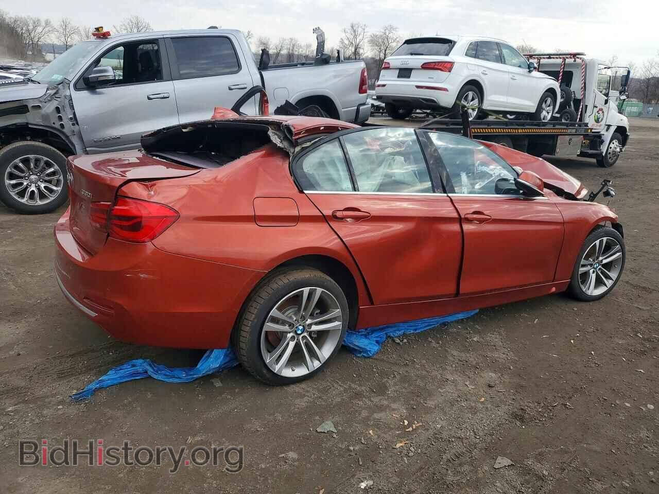 2018 BMW 3 SERIES - VIN: WBA8D9C52JA615077 - Photo 3