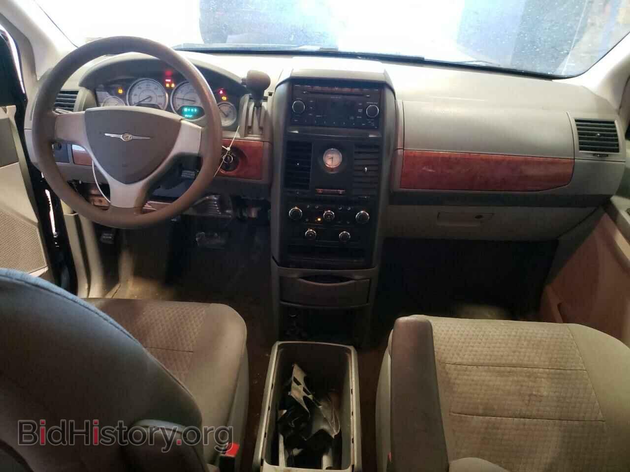 2008 CHRYSLER MINIVAN - VIN: 2A8HR44H18R686818 - Фото 8
