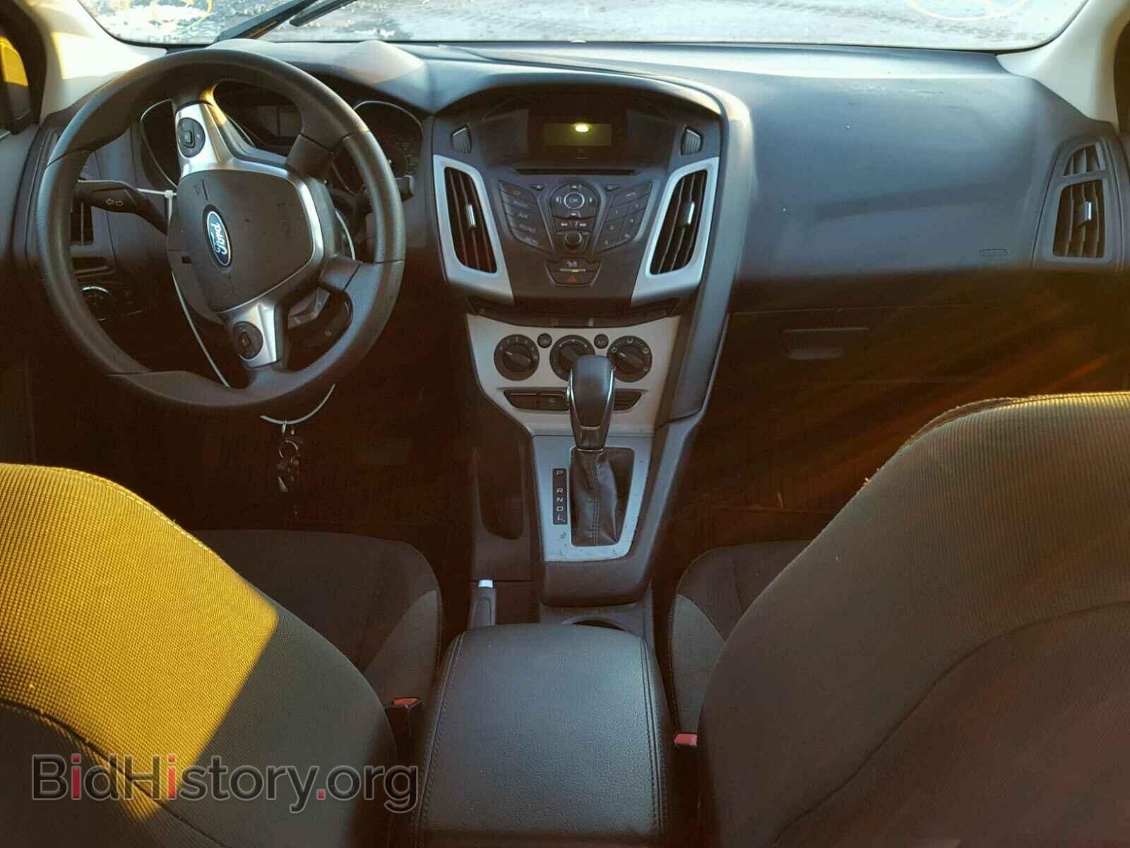 2012 Ford FOCUS (VIN 1FAHP3F26CL197872) — photo 8 of 9