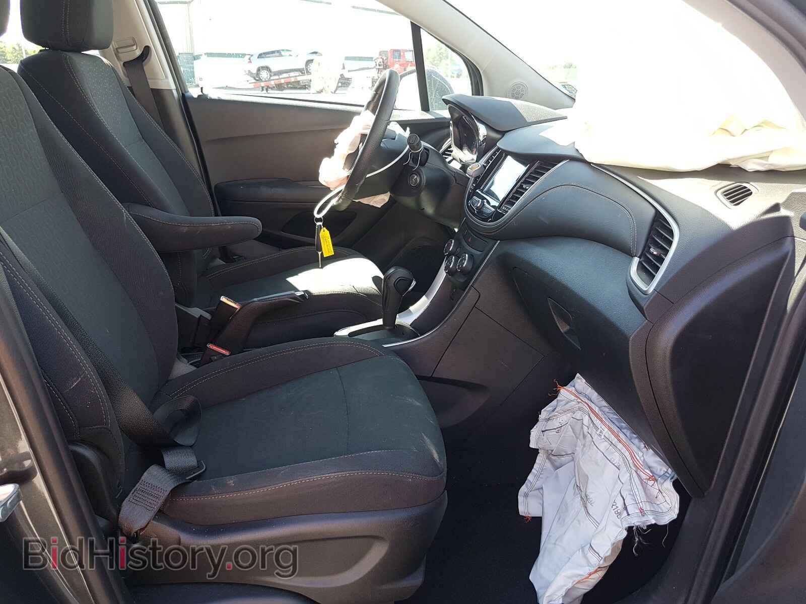 2019 CHEVROLET TRAX - VIN: 3GNCJNSB3KL333859 - Photo 5