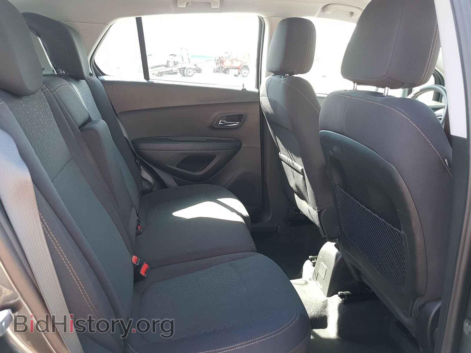 2019 CHEVROLET TRAX - VIN: 3GNCJNSB3KL333859 - Photo 6