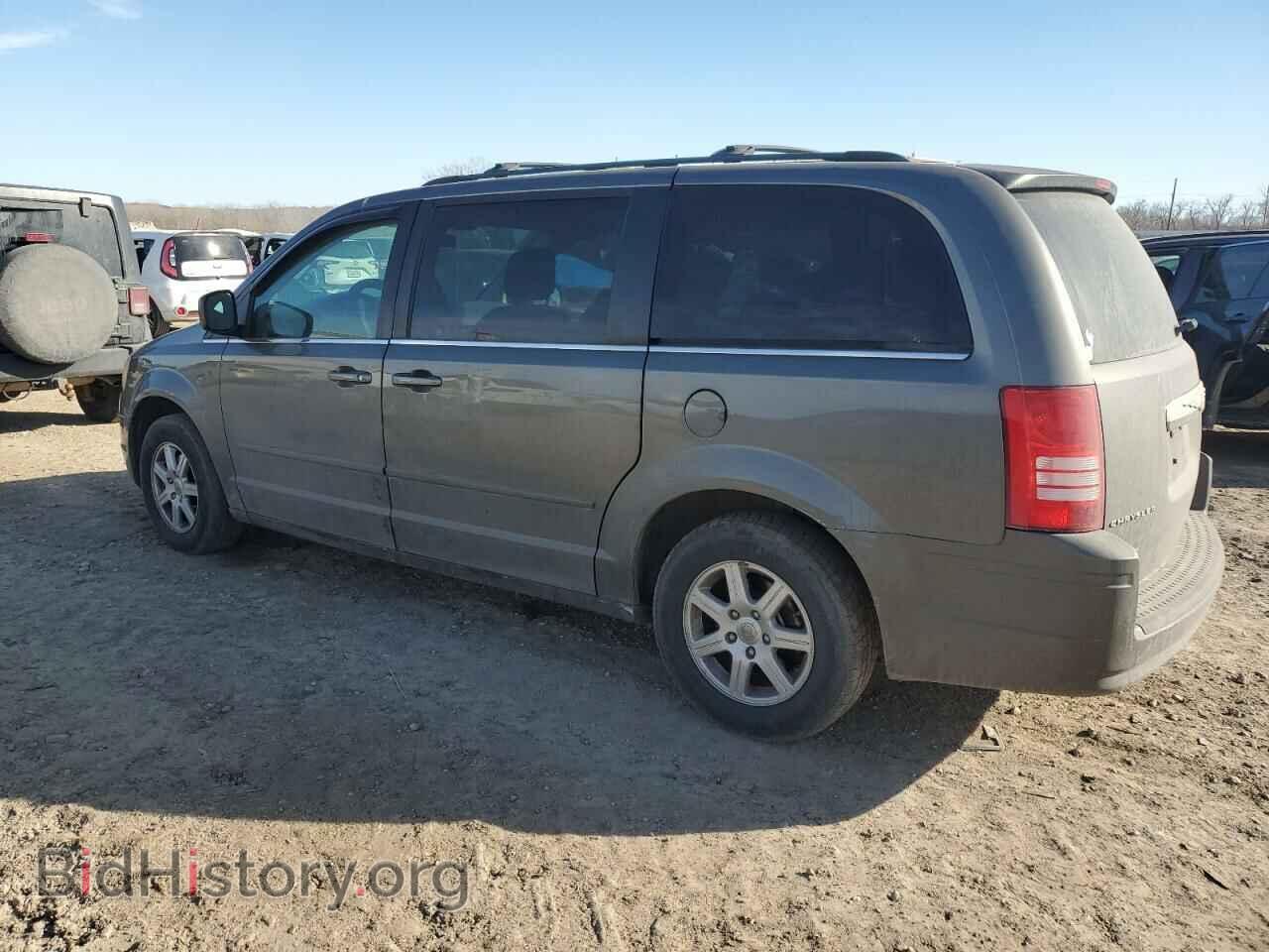 2010 CHRYSLER MINIVAN - VIN: 2A4RR2D11AR441570 - Фото 2