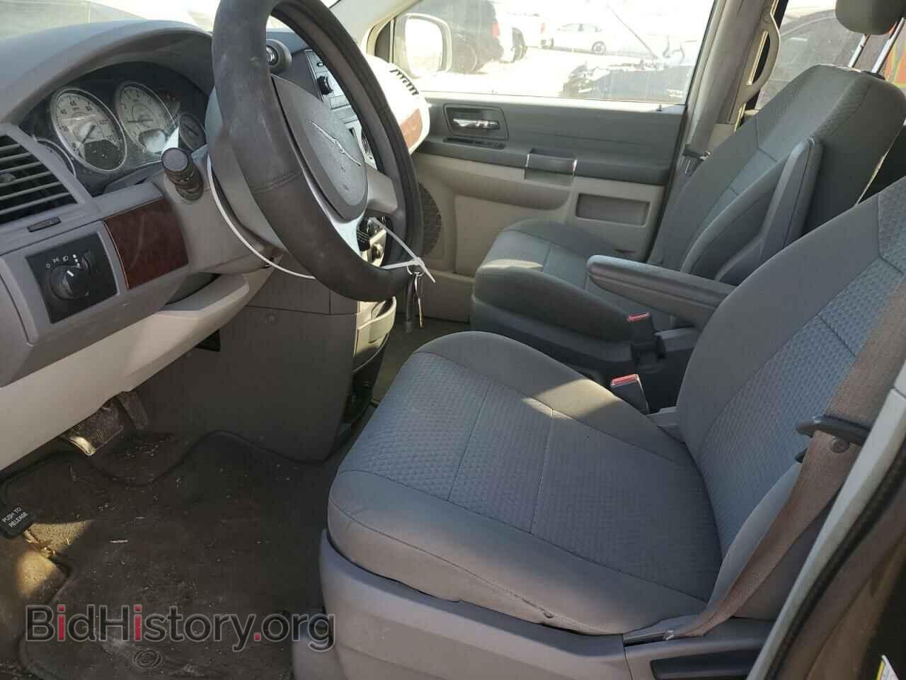 2010 CHRYSLER MINIVAN - VIN: 2A4RR2D11AR441570 - Фото 7