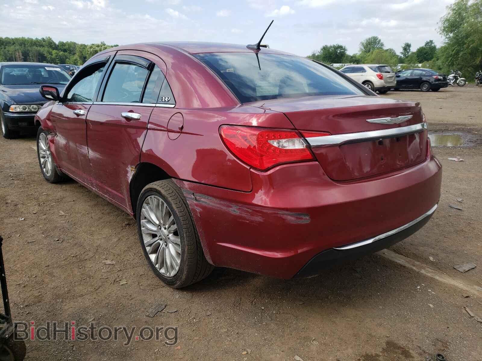 2011 CHRYSLER 200 - VIN: 1C3BC2FB3BN582996 - Фото 3