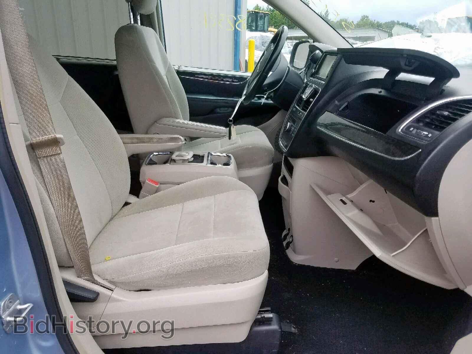 2013 CHRYSLER TOWN & COU - VIN: 2C4RC1BG3DR541084 - Фото 5