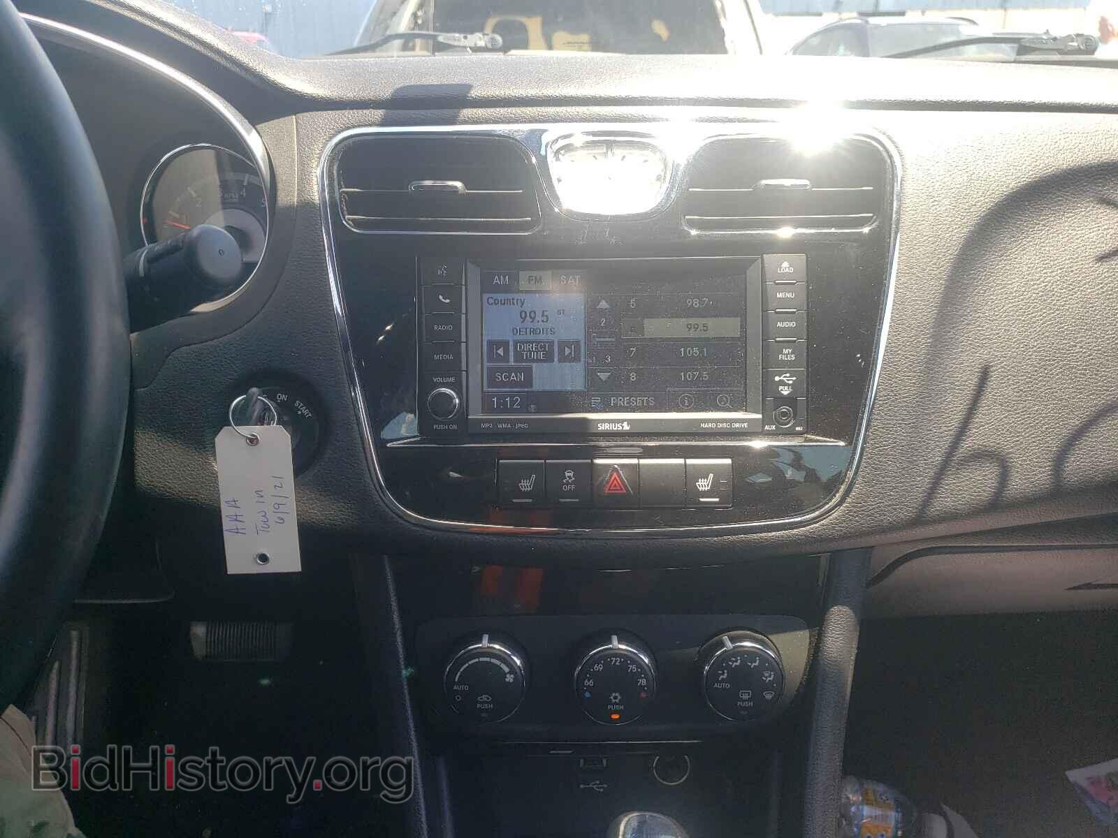 2011 CHRYSLER 200 - VIN: 1C3BC2FB8BN594836 - Photo 9