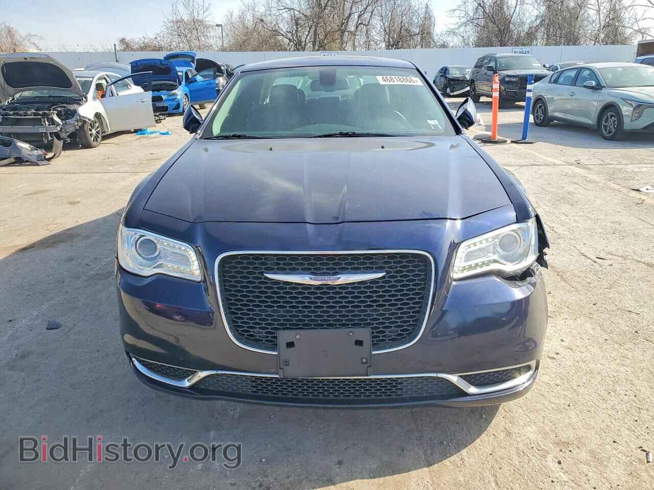 2017 CHRYSLER 300 - VIN: 2C3CCAAGXHH603670 - Фото 5
