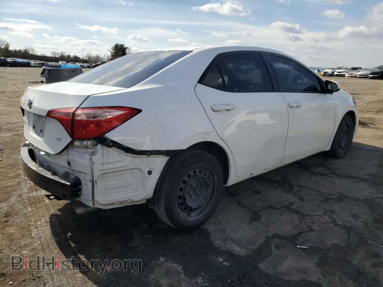 2017 TOYOTA COROLLA - VIN: 2T1BURHE2HC850165 - Фото 3
