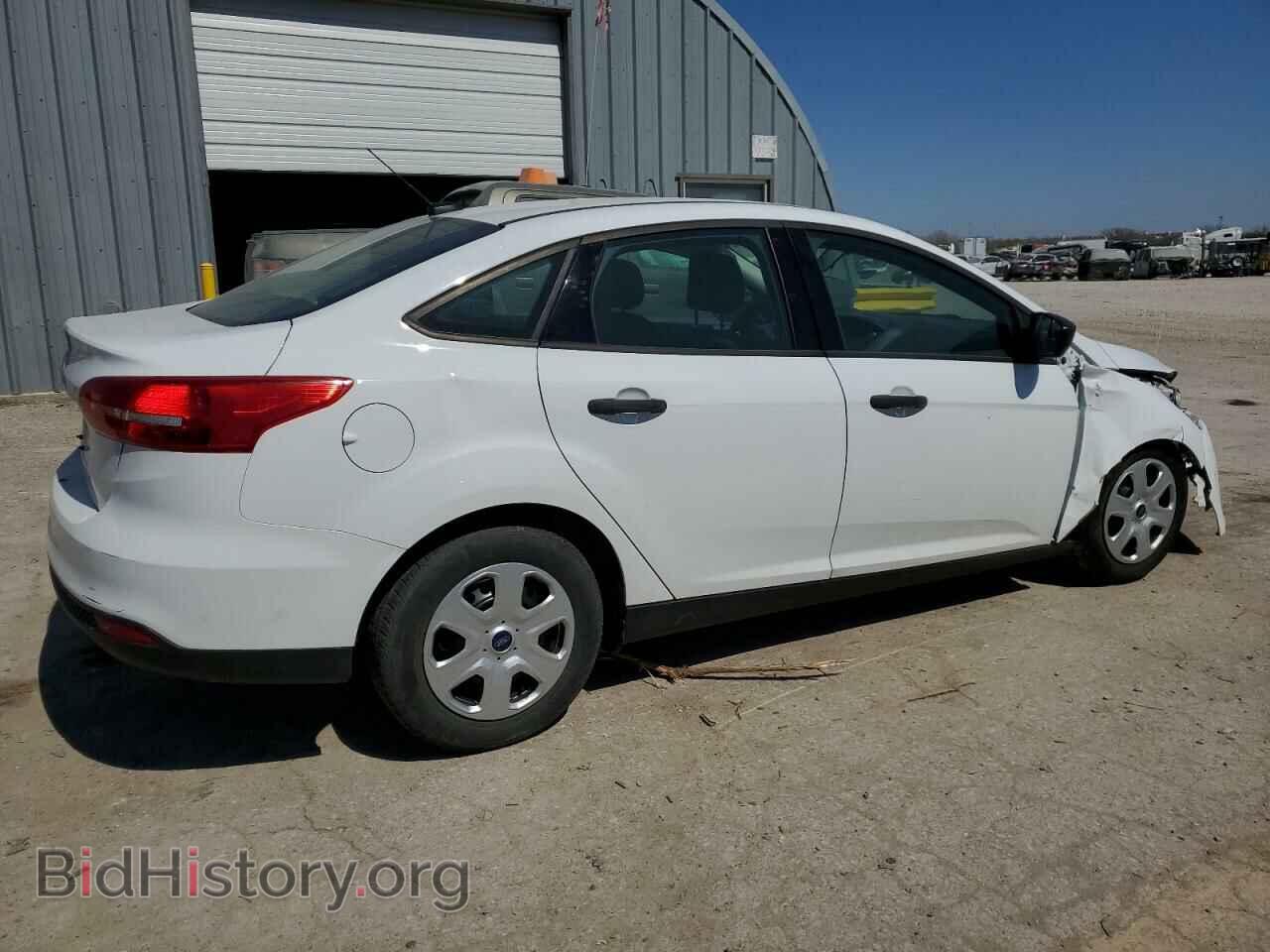 2018 FORD FOCUS - VIN: 1FADP3E28JL304899 - Фото 3