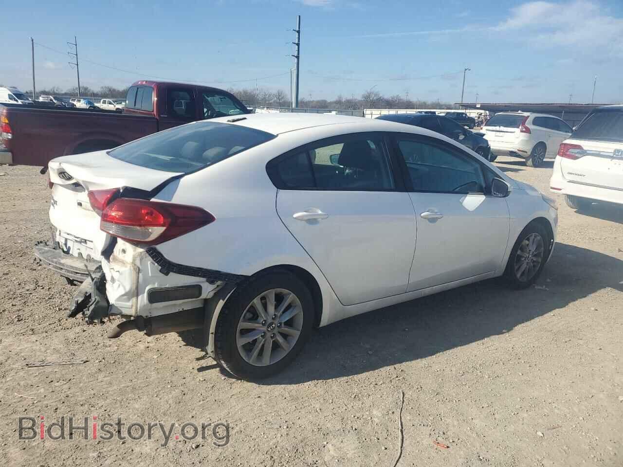 2017 KIA FORTE - VIN: 3KPFL4A76HE019093 - Фото 3