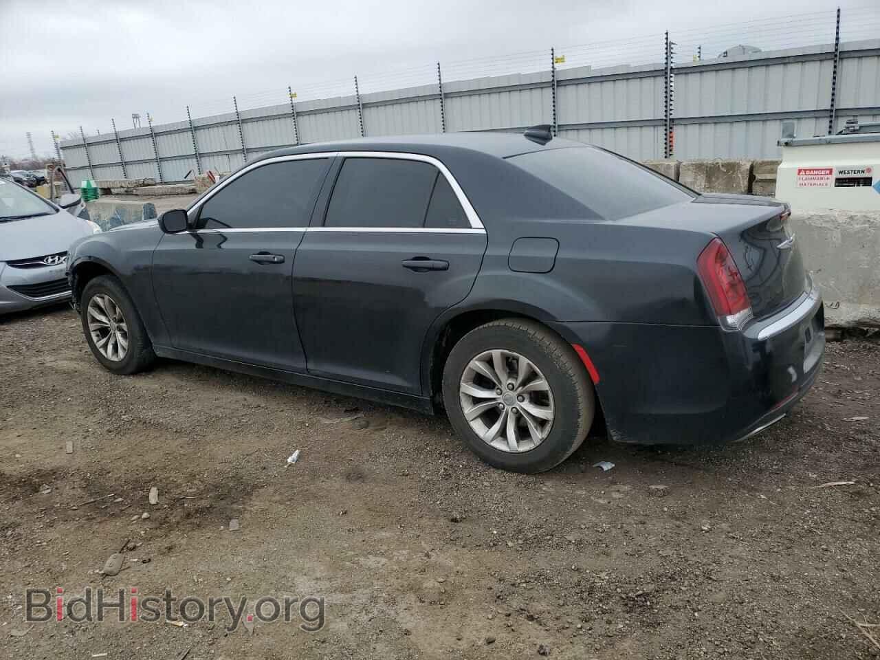 2015 CHRYSLER 300 - VIN: 2C3CCAAG1FH766835 - Фото 2