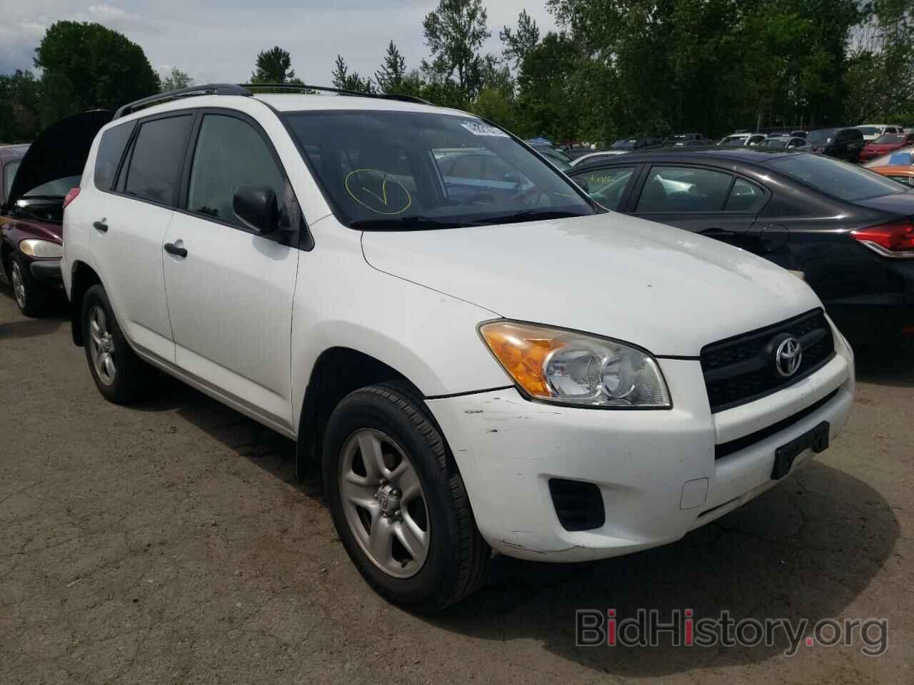 Photo JTMBF4DV4AD034134 - TOYOTA RAV4 2010