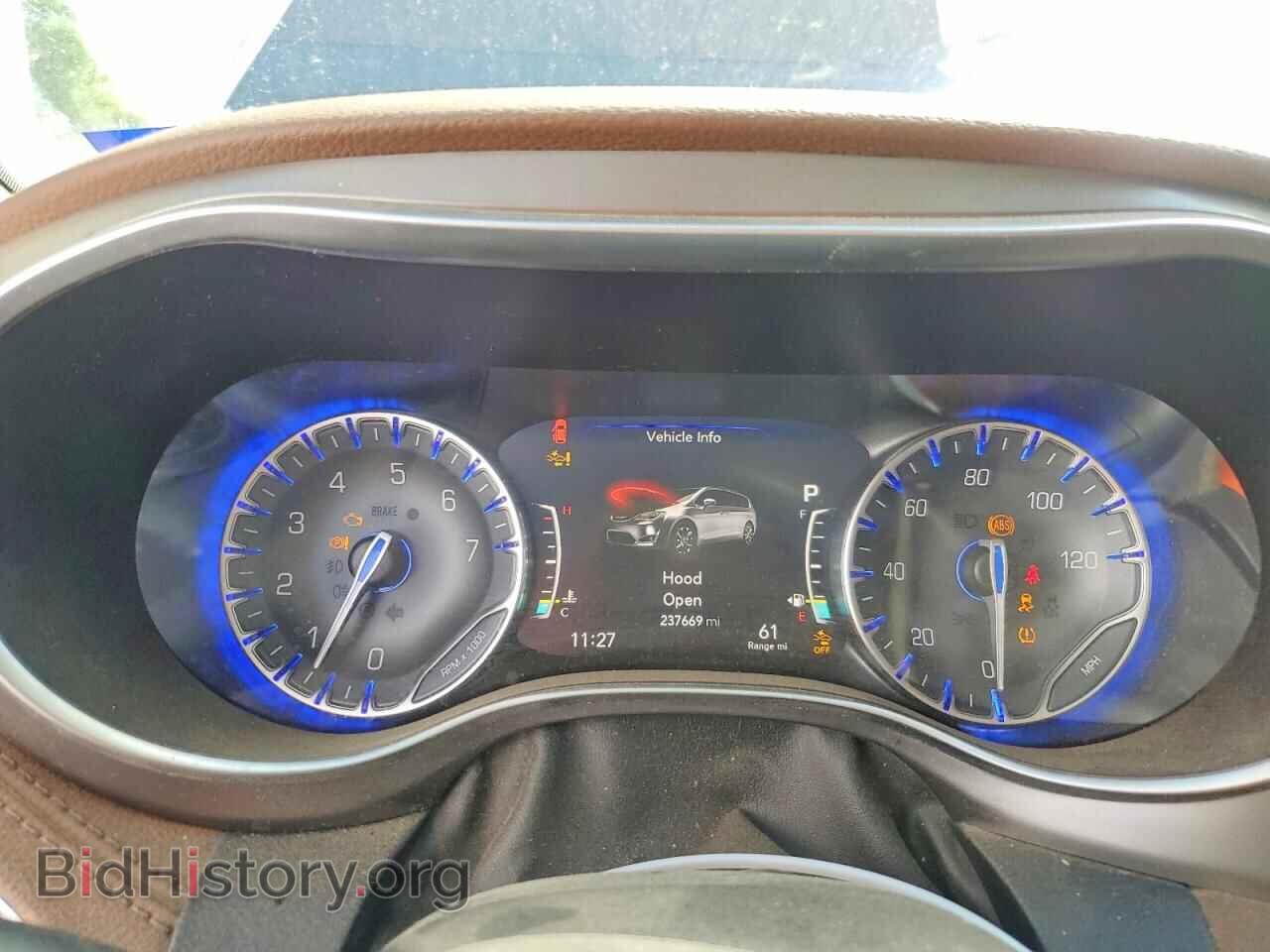 2017 CHRYSLER PACIFICA - VIN: 2C4RC1GG1HR803473 - Photo 9