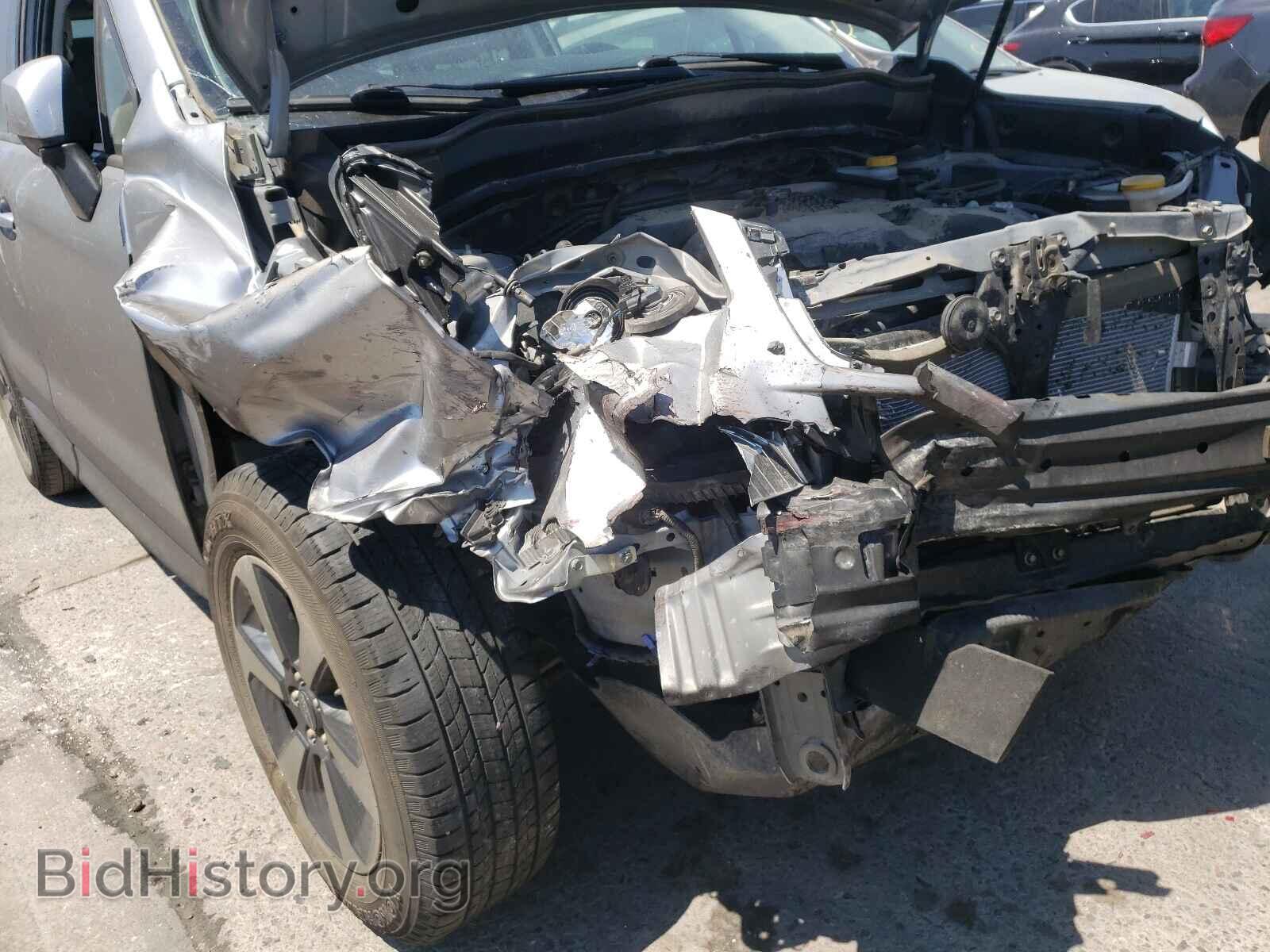 2017 SUBARU FORESTER - VIN: JF2SJAEC2HH456417 - Фото 9