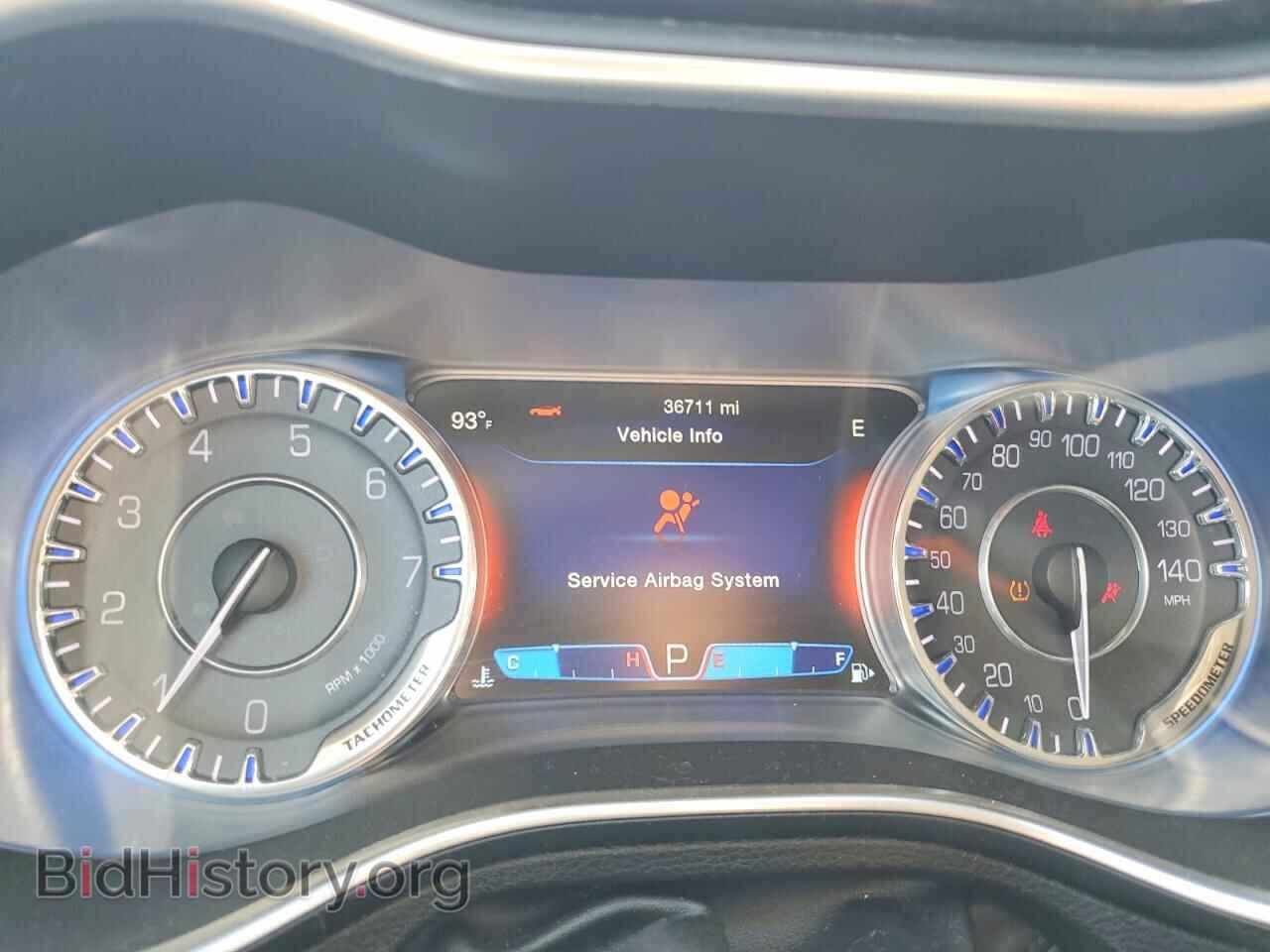 2016 CHRYSLER 200 - VIN: 1C3CCCCBXGN134079 - Фото 9
