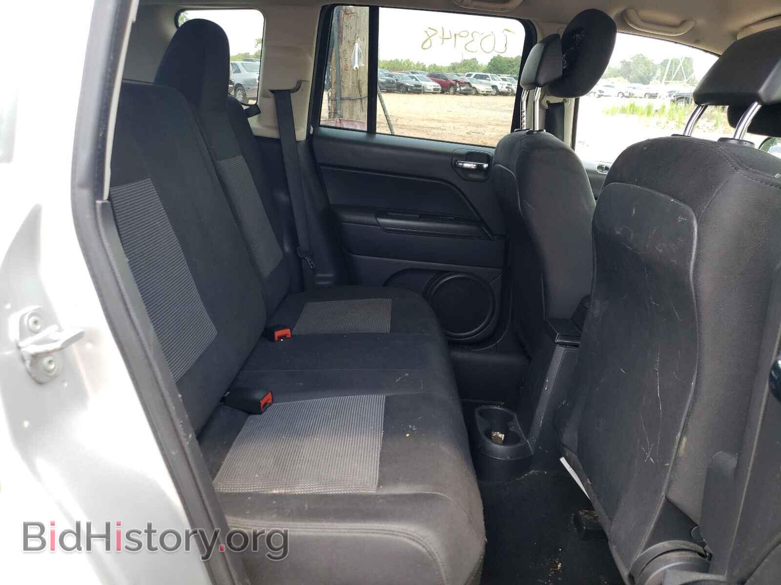 2012 JEEP COMPASS - VIN: 1C4NJCBA6CD618141 - Photo 6