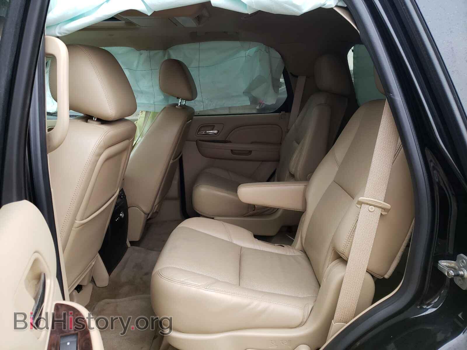2011 CADILLAC ESCALADE - VIN: 1GYS4CEF4BR117262 - Фото 6