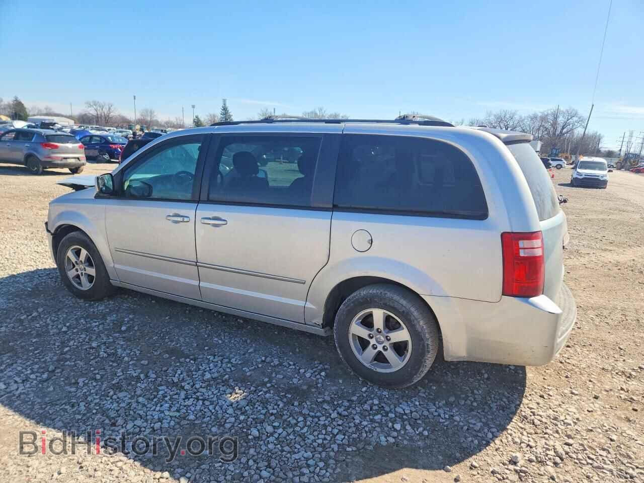 2010 DODGE CARAVAN - VIN: 2D4RN5D13AR126985 - Фото 2