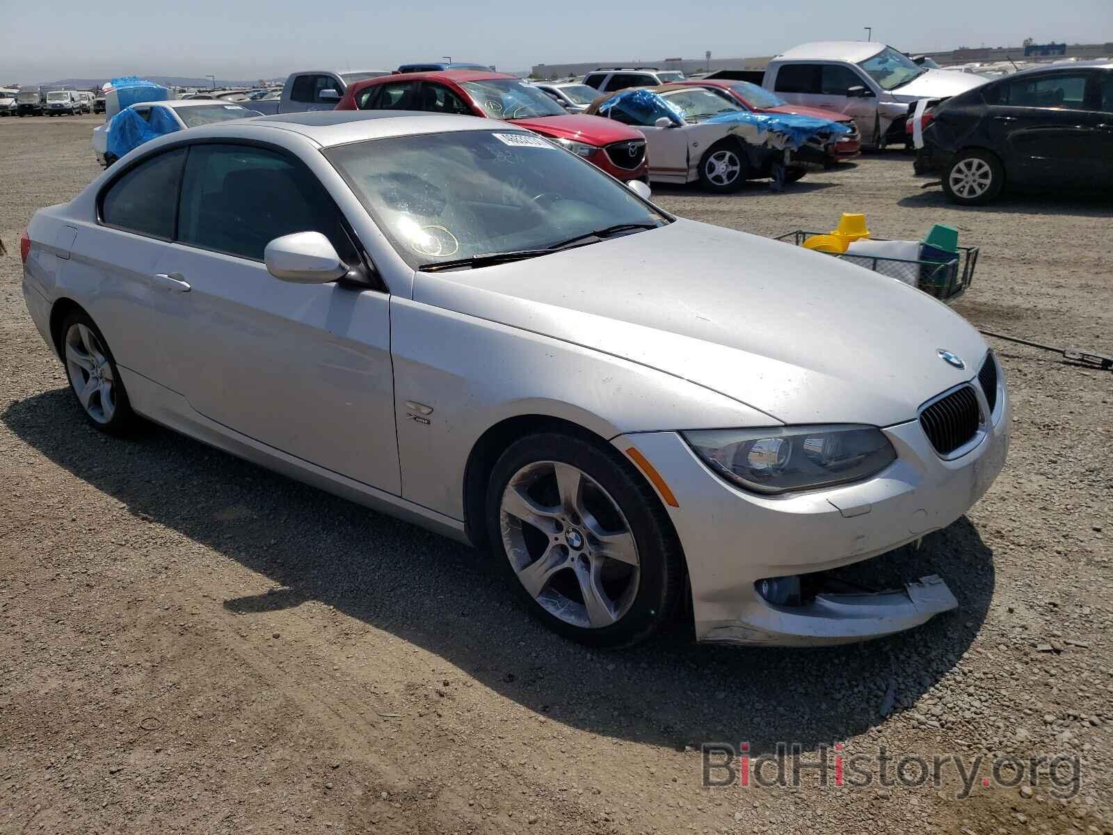 Photo WBAKF5C55BE395565 - BMW 3 SERIES 2011