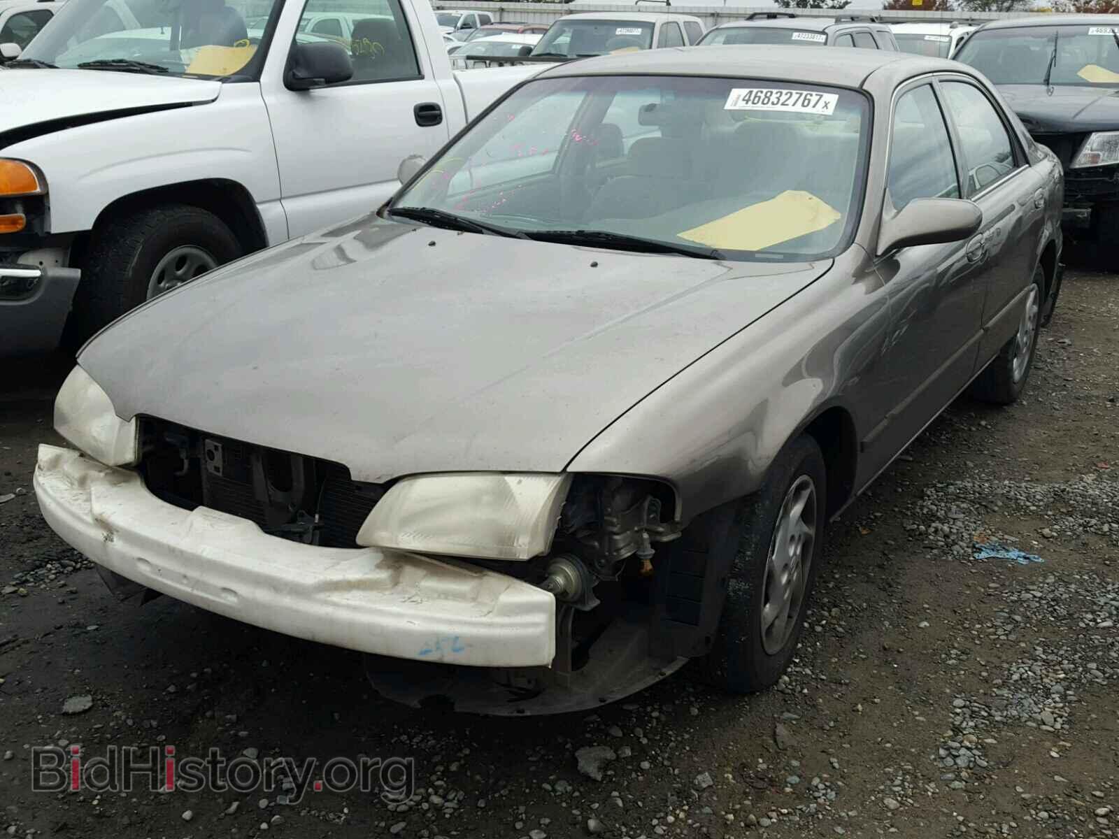 2000 MAZDA 626 - VIN: 1YVGF22C2Y5110086 - Фото 2