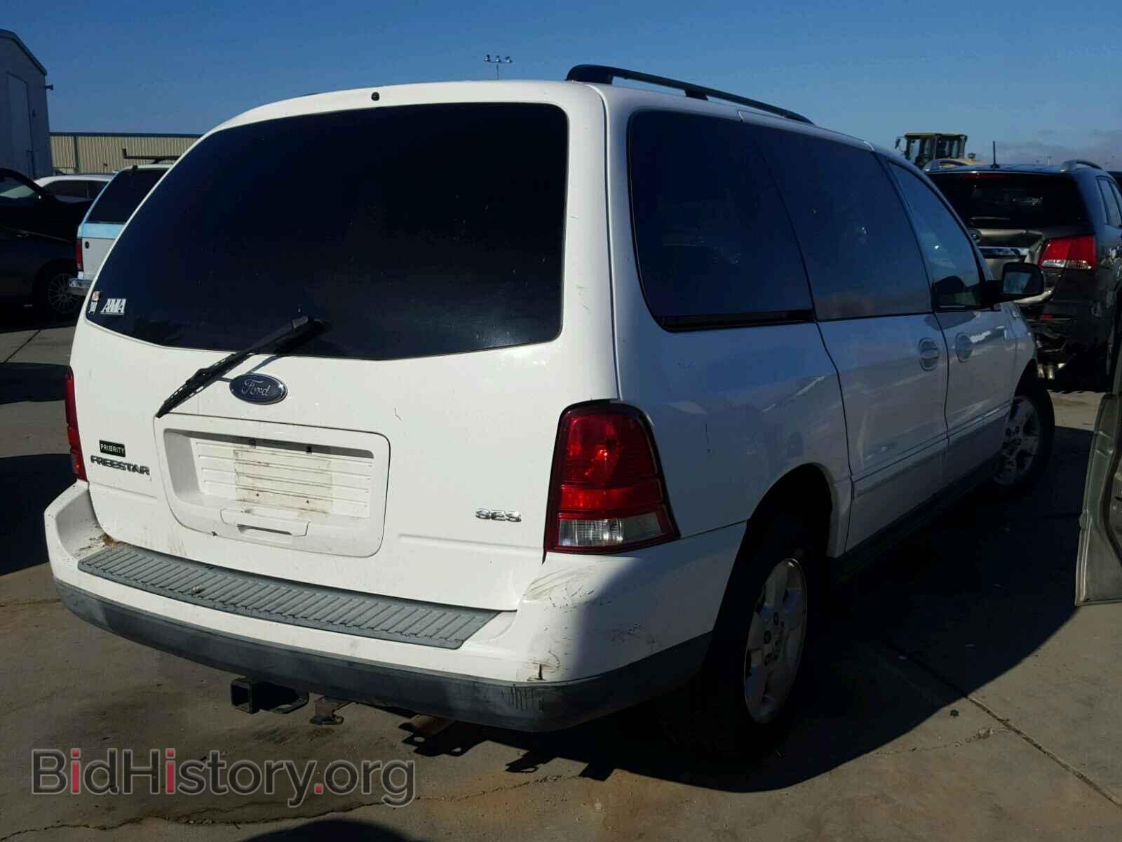 2004 FORD FREESTAR - VIN: 2FMZA57604BA08904 - Фото 4