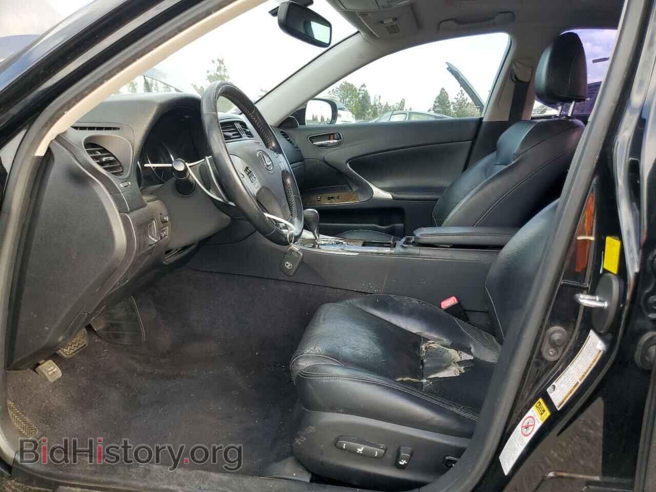2011 LEXUS IS - VIN: JTHBF5C20B5129779 - Photo 7