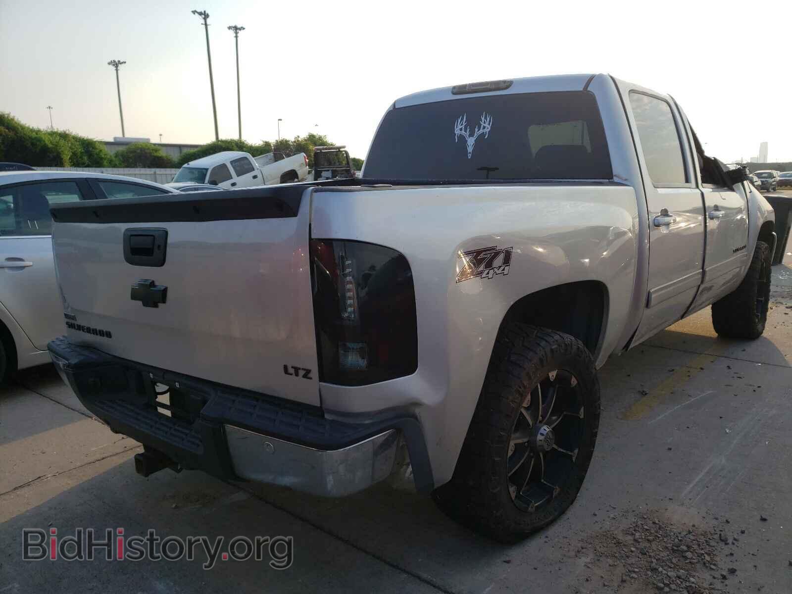 2011 CHEVROLET SILVERADO - VIN: 3GCPKTE39BG275779 - Фото 4