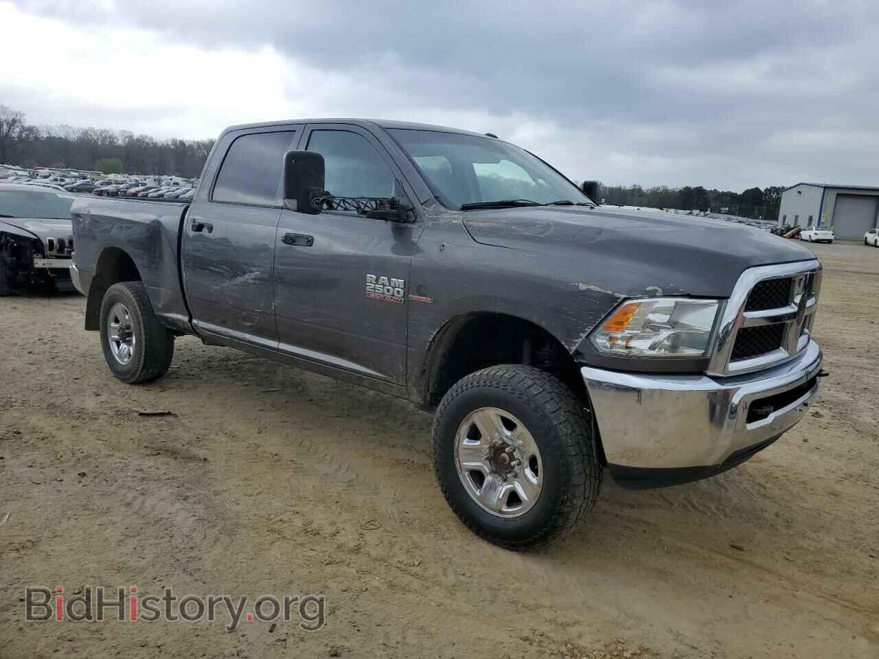 2017 RAM All Models - VIN: 3C6UR5CL5HG767836 - Photo 4