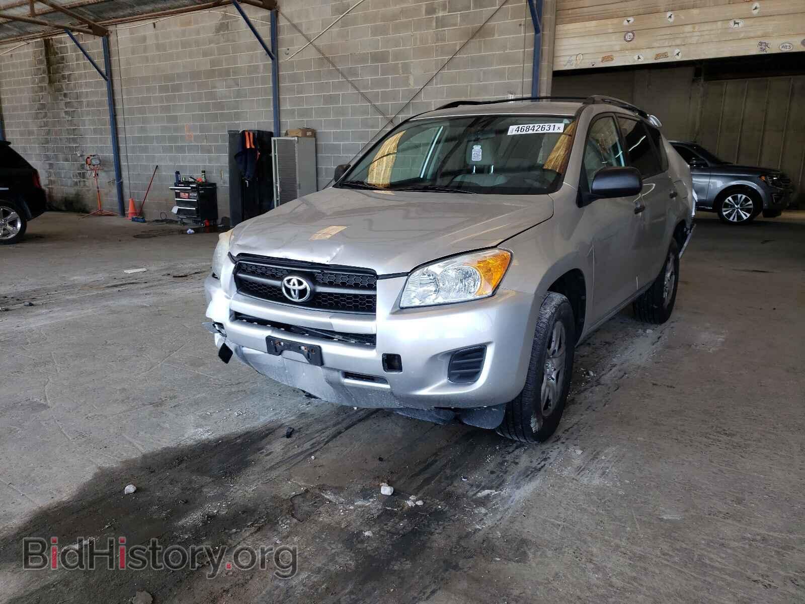 2011 TOYOTA RAV4 - VIN: 2T3BF4DV3BW136433 - Фото 2