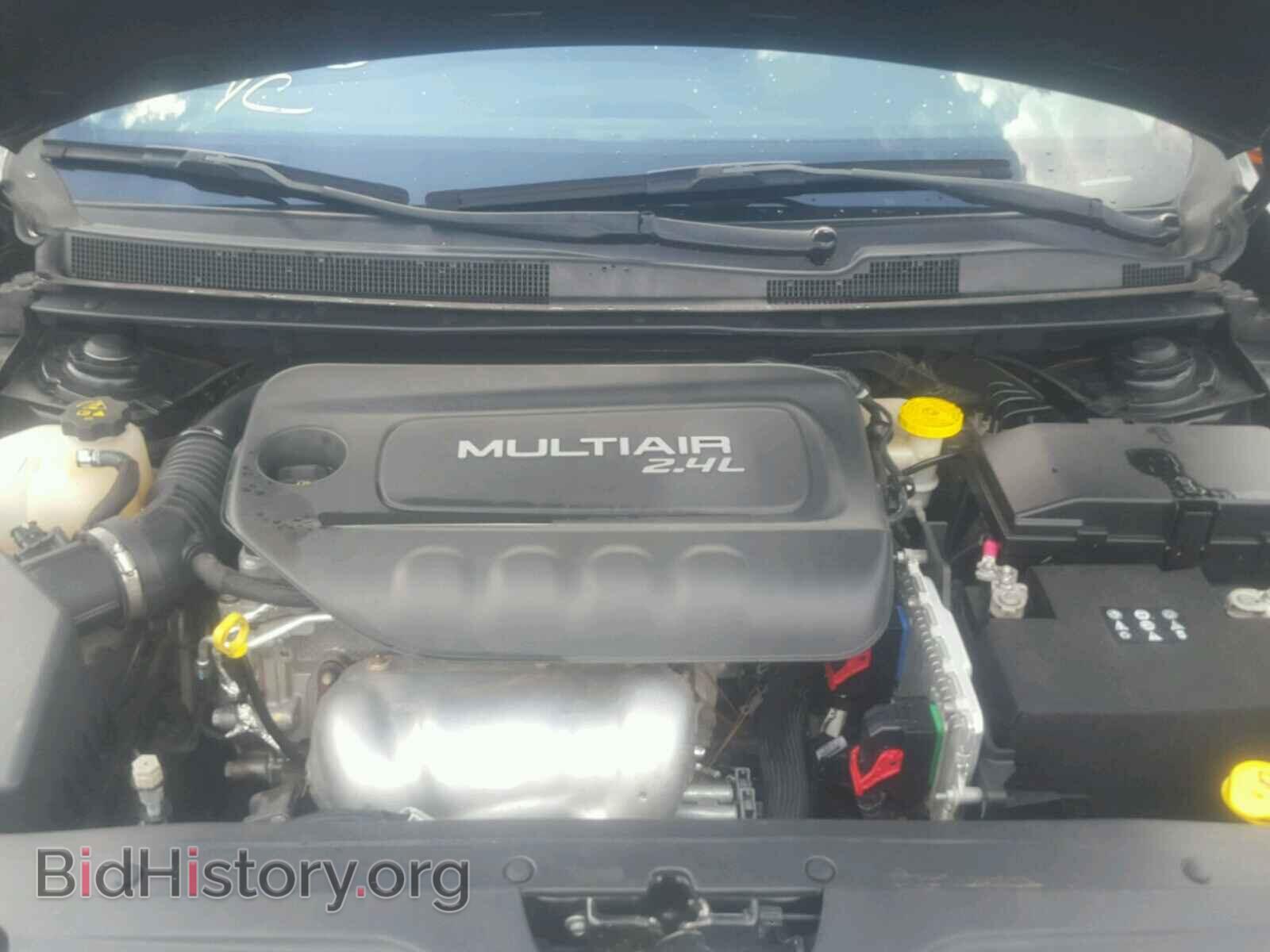 2015 CHRYSLER 200 - VIN: 1C3CCCAB0FN619073 - Фото 7