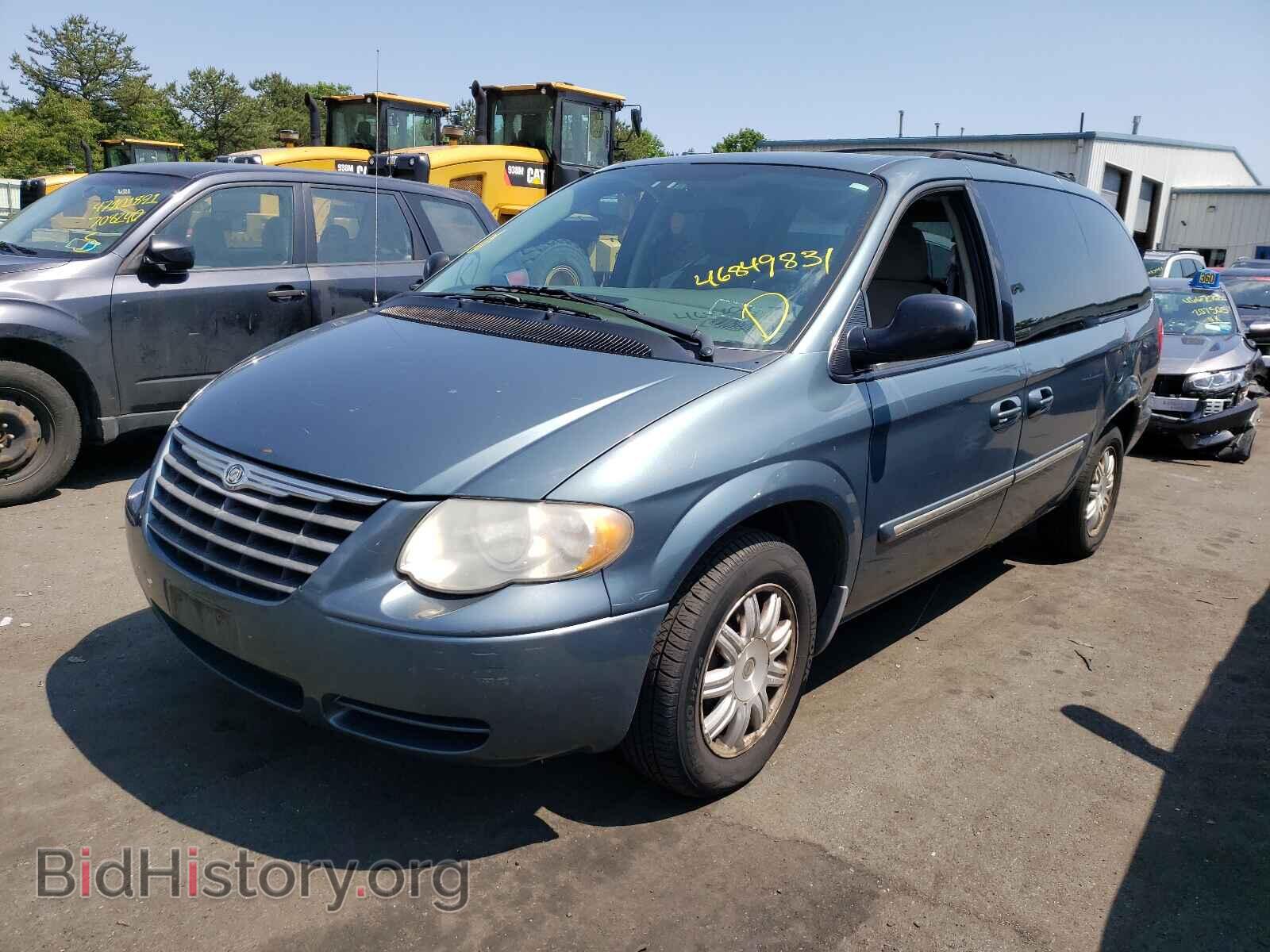 2007 CHRYSLER MINIVAN - VIN: 2A8GP54L37R187495 - Фото 2