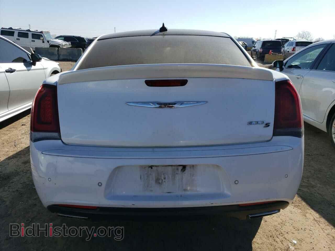 2015 CHRYSLER 300 - VIN: 2C3CCABT8FH766486 - Фото 6