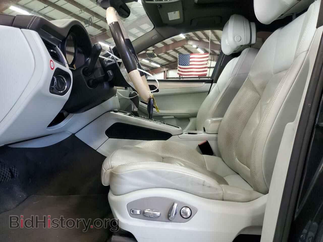 2017 PORSCHE MACAN - VIN: WP1AB2A52HLB12988 - Photo 7