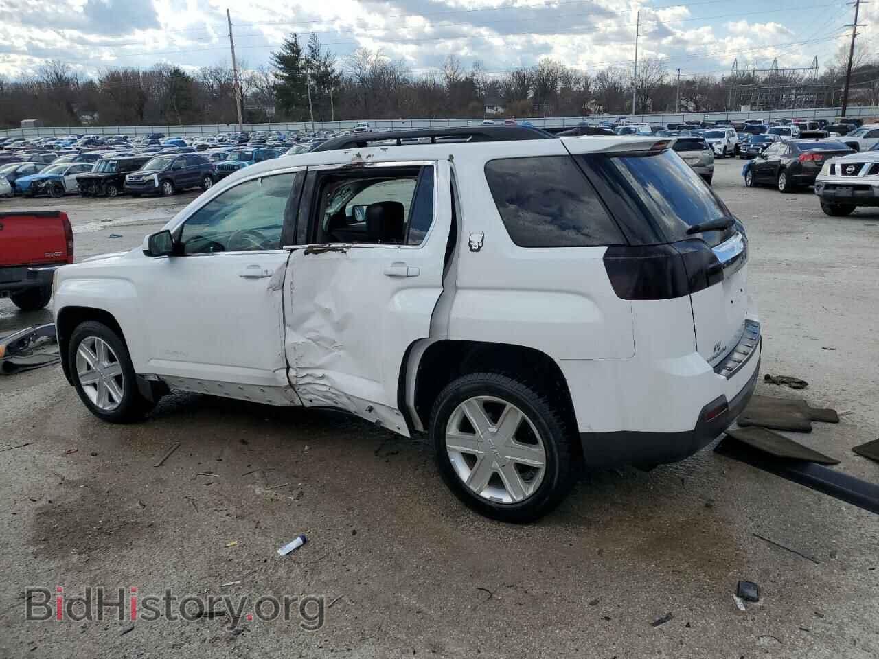 2011 GMC TERRAIN - VIN: 2CTFLVEC4B6373798 - Photo 2