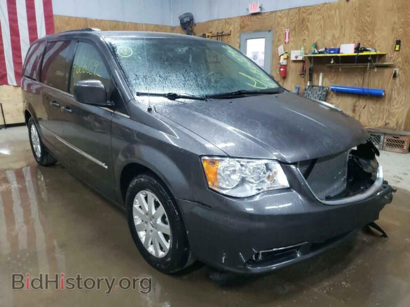 2016 Chrysler MINIVAN Town & COU (VIN 2C4RC1BG3GR188916) — photo 1 of 10, Copart, damage: front end