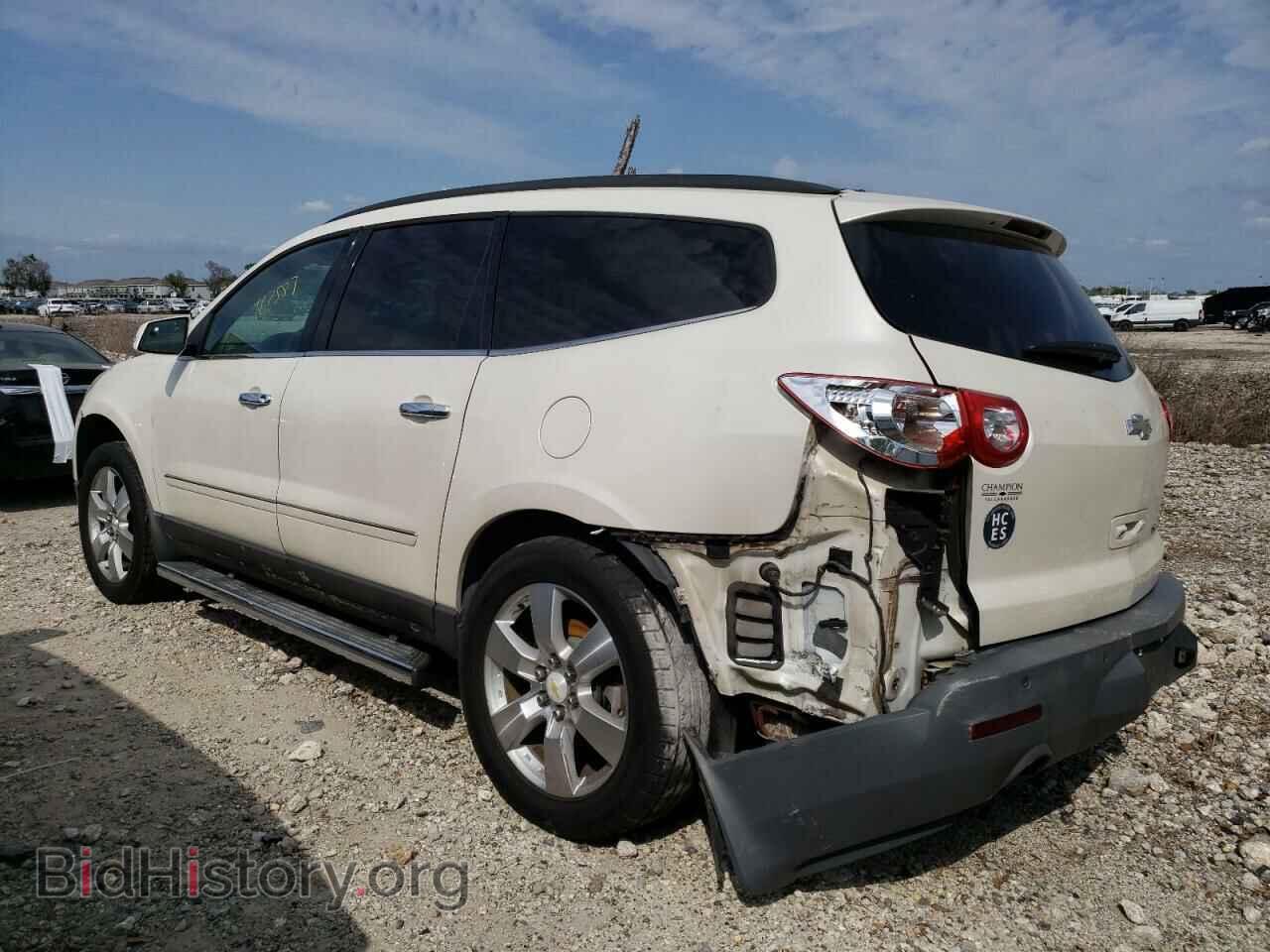 2012 CHEVROLET TRAVERSE - VIN: 1GNKRLED7CJ164363 - Фото 2