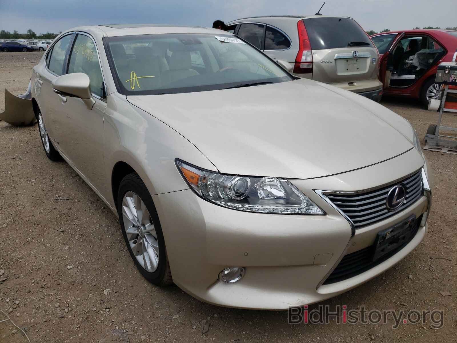 Фотография JTHBW1GG8D2035233 - LEXUS ES300 2013