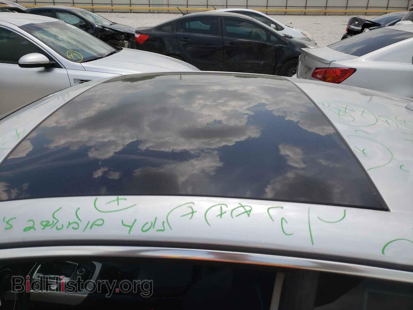 2011 AUDI A5 - VIN: WAUVFAFR2BA020745 - Фото 9