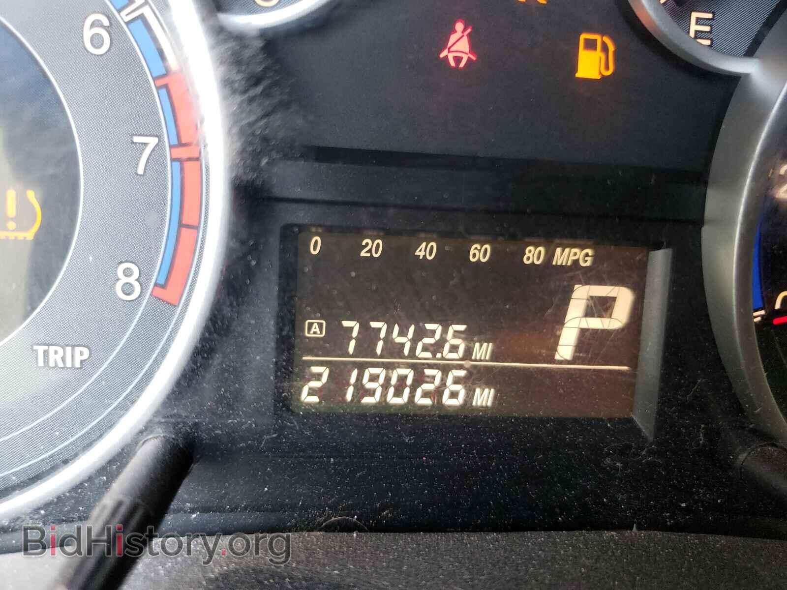 2011 SUZUKI SX4 - VIN: JS2YA5A58B6300138 - Фото 8