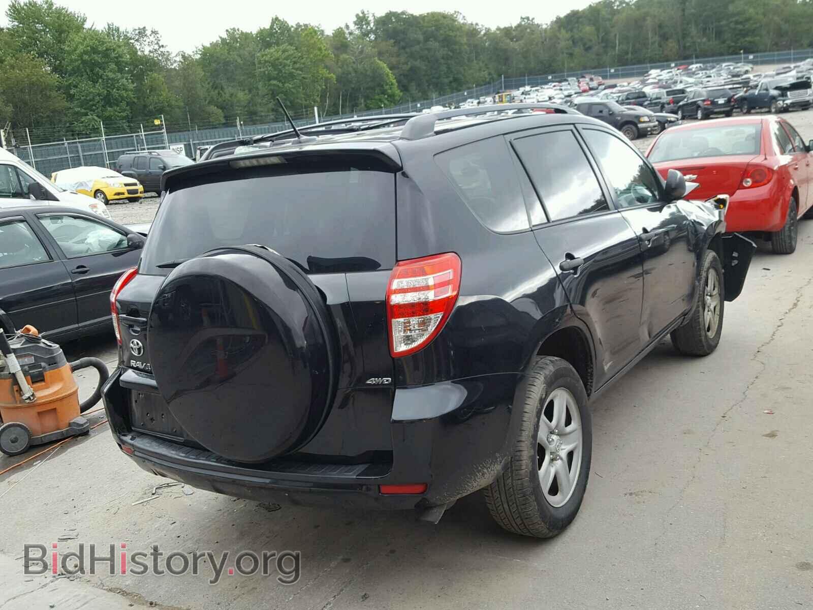 2011 TOYOTA RAV4 - VIN: 2T3BF4DV8BW157469 - Фото 4