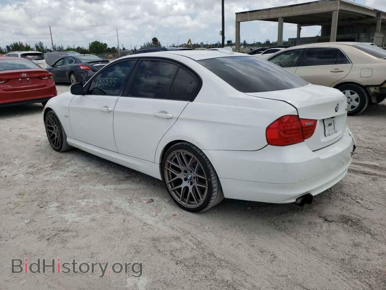 2011 BMW 3 SERIES - VIN: WBAPH7C59BE460039 - Фото 3