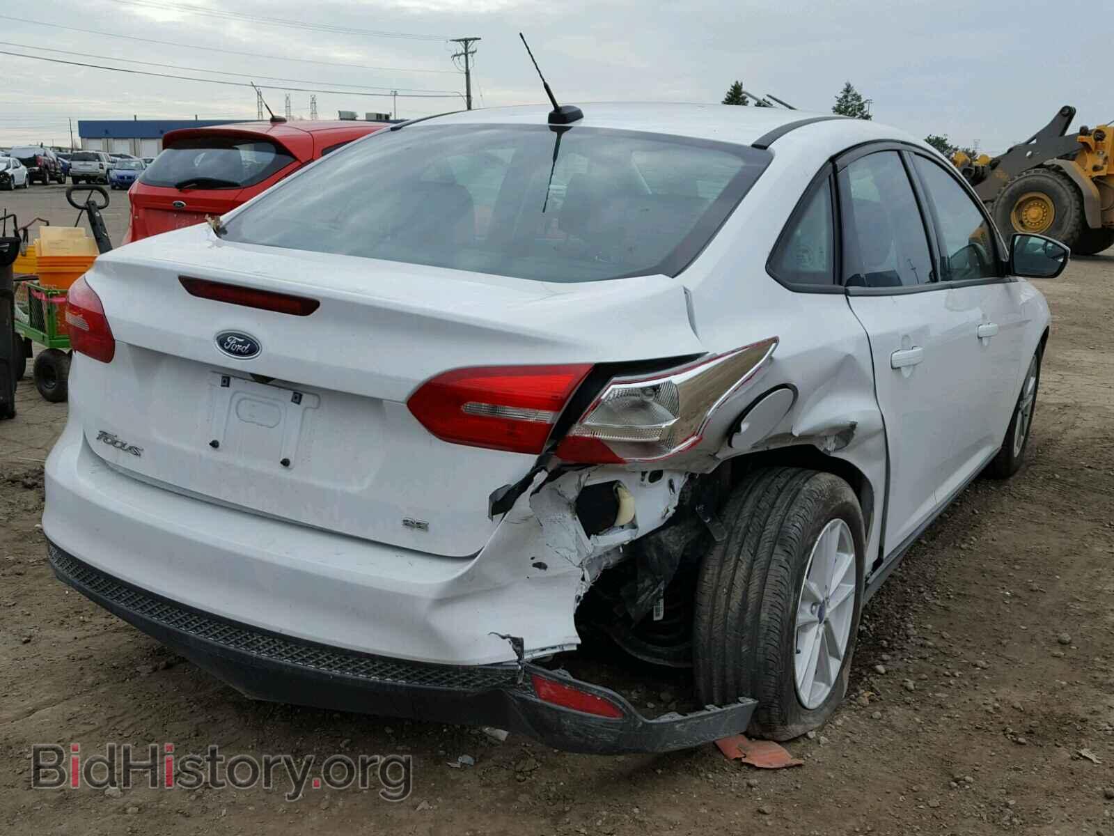 2017 FORD FOCUS - VIN: 1FADP3F27HL233090 - Фото 4