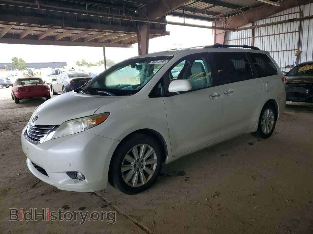 Photo 5TDDK3DC4CS040908 - TOYOTA All Models 2012