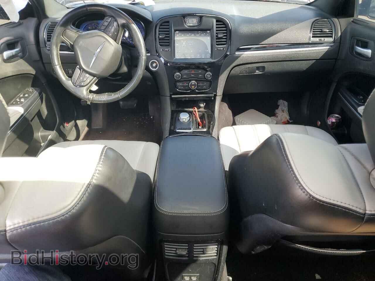 2017 CHRYSLER 300 - VIN: 2C3CCAGG5HH632789 - Фото 8