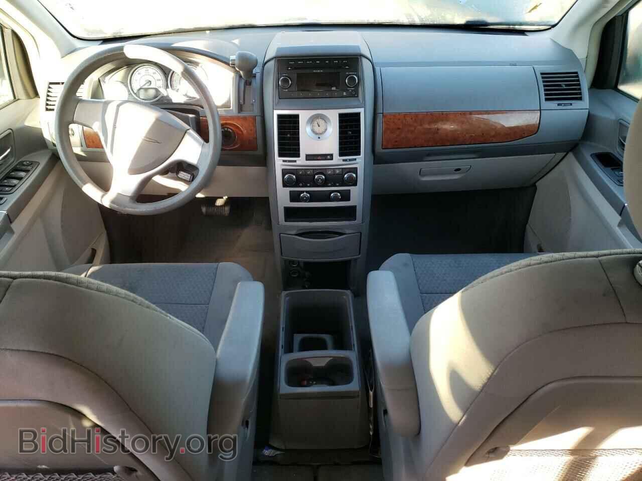 2009 CHRYSLER MINIVAN - VIN: 2A8HR44E79R602251 - Фото 8