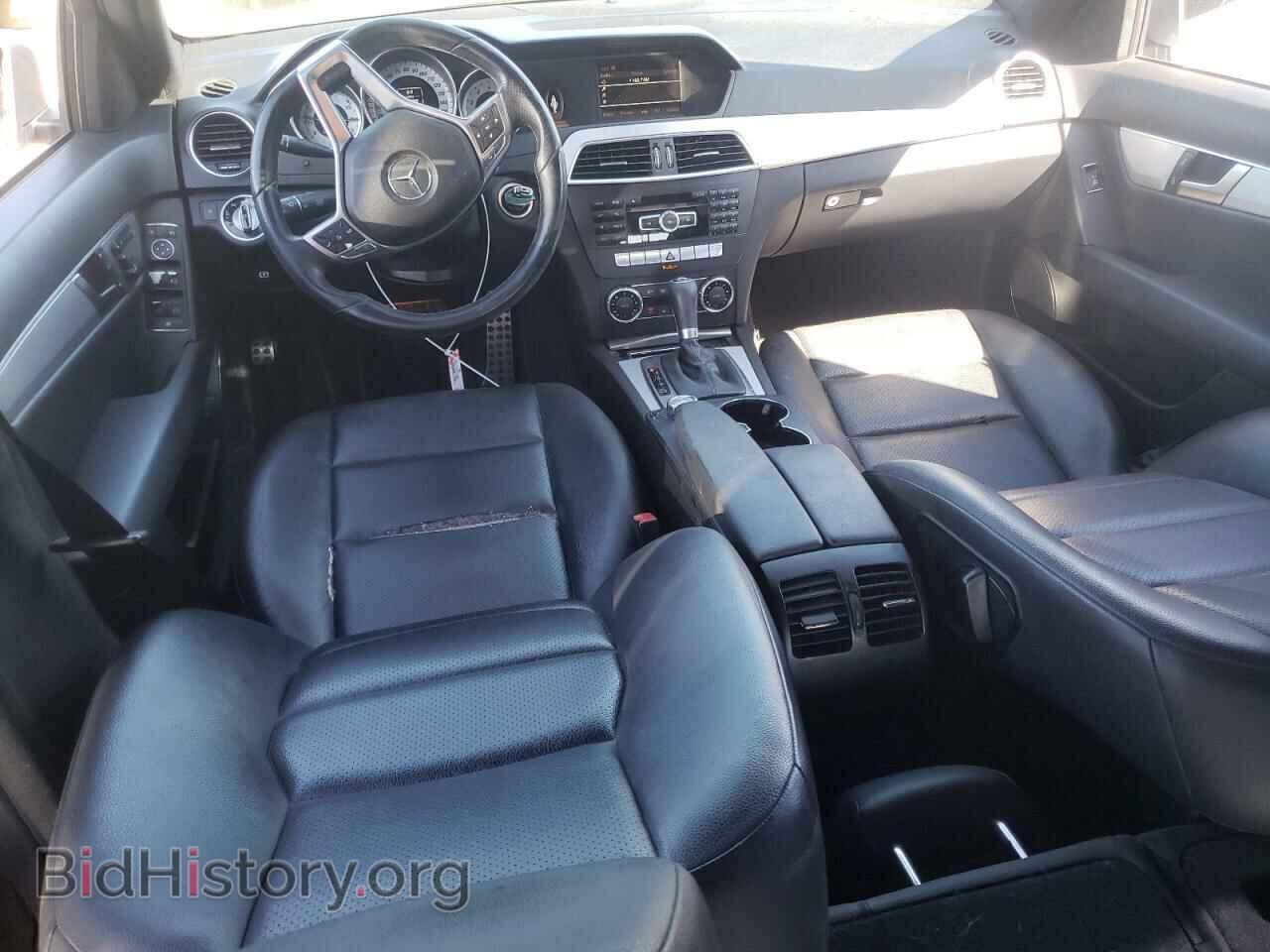 2012 MERCEDES-BENZ C-CLASS - VIN: WDDGF4HB2CR218408 - Фото 8