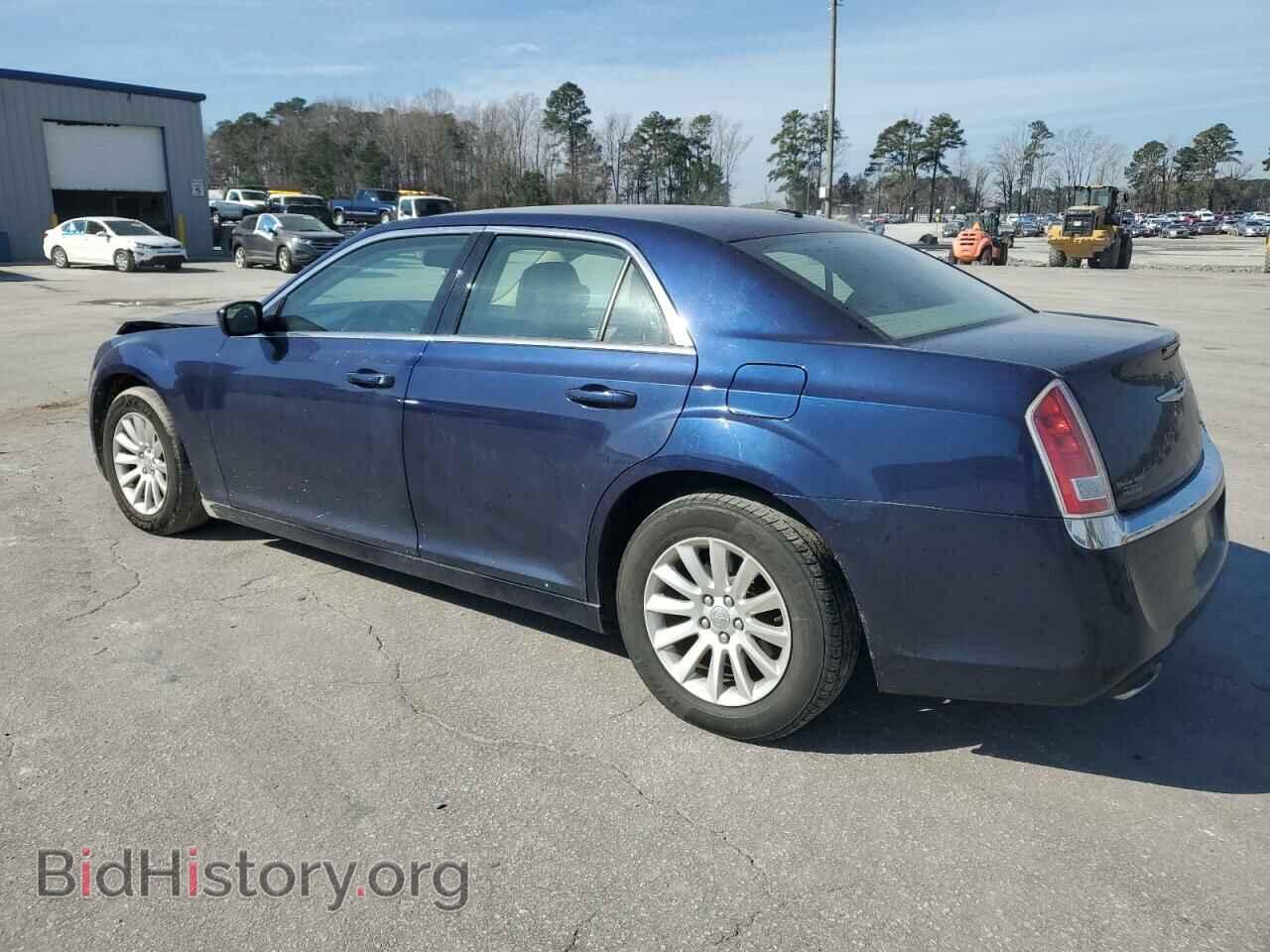 2014 CHRYSLER 300 - VIN: 2C3CCAAG4EH380148 - Фото 2
